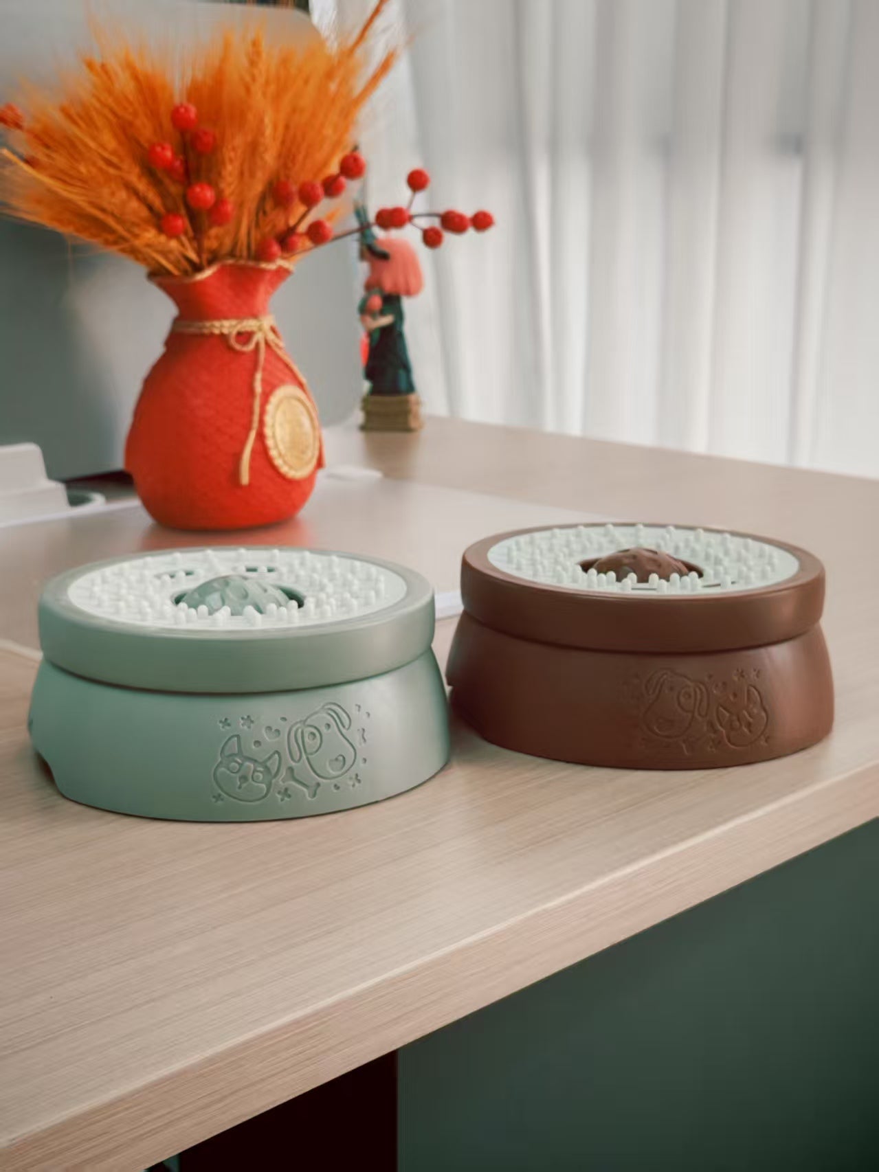 RUGOMCUB Pet Feeding Bowl for Dogs and Cats