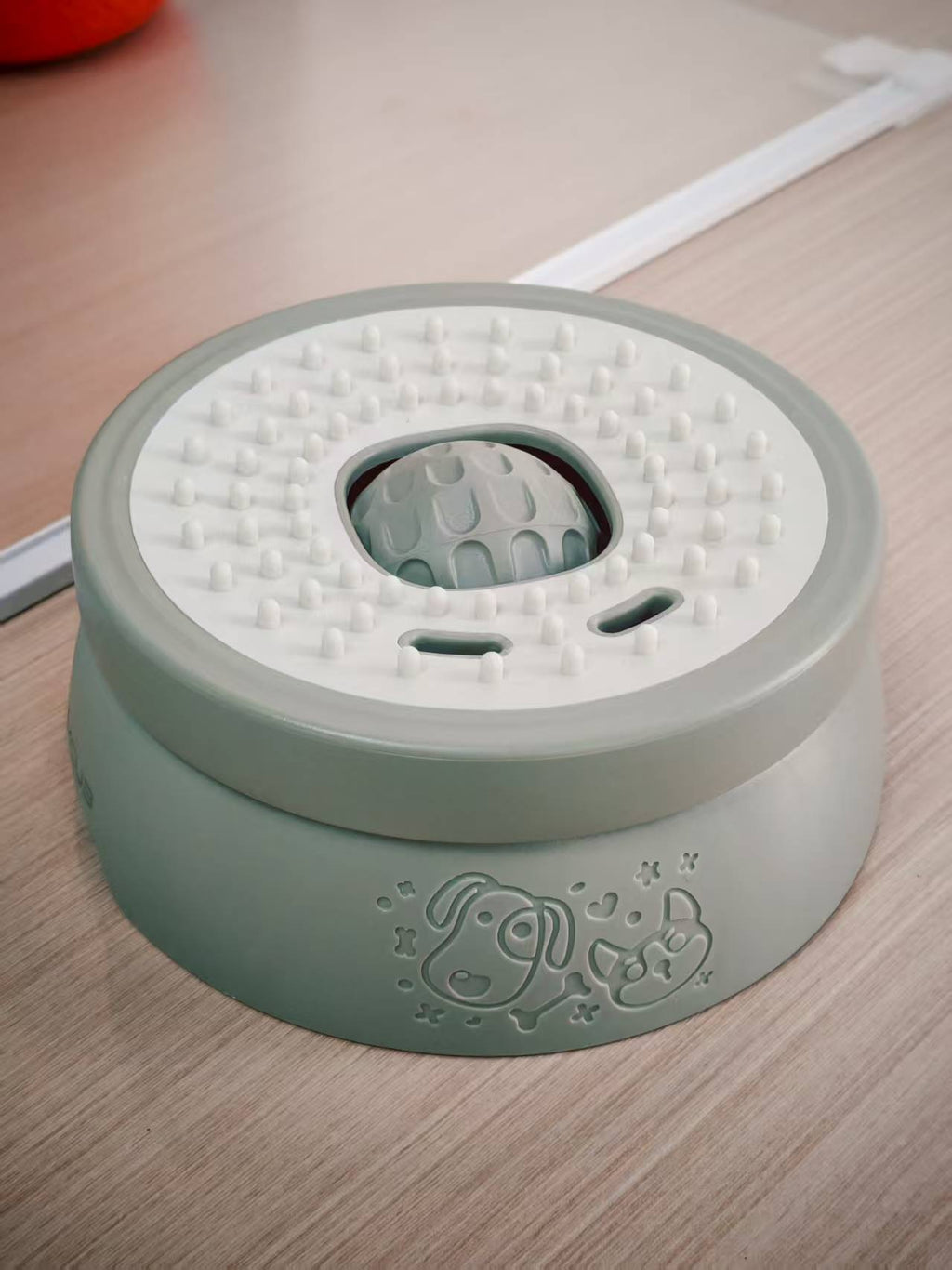 RUGOMCUB Pet Feeding Bowl for Dogs and Cats